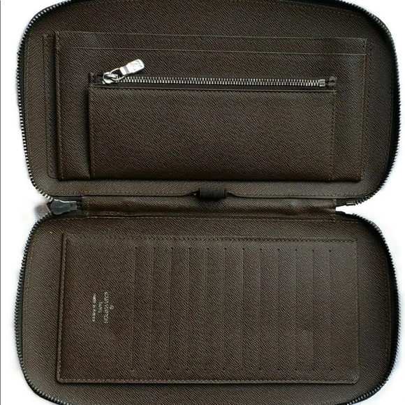 Louis Vuitton Clutch (Mens) Rare - Picture 6 of 8